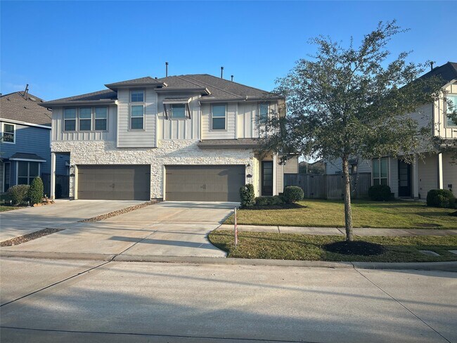 Photo - 22707 Sutherland Bend Ln