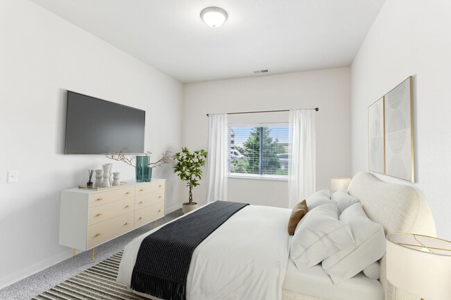 Photo - Lake Ridge Apartments