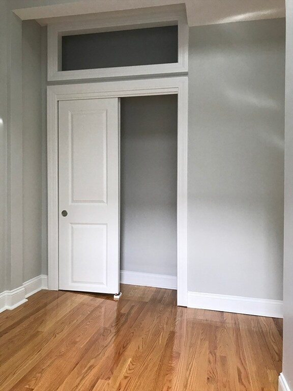 Photo - 6 St James Pl