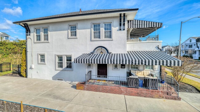 Photo - 7501 Ventnor Ave