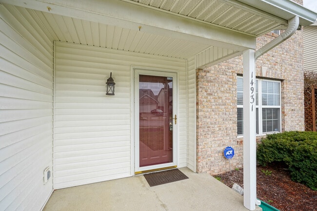 Photo - 14931 Silver Thorne Way