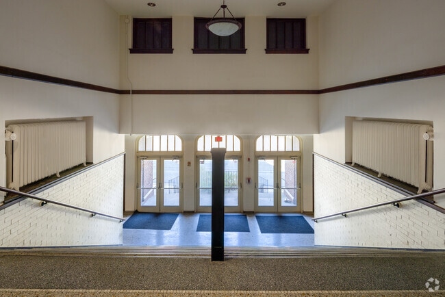 Roosevelt School Apartments