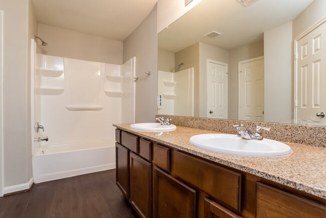 Photo - 21818 Octavia Way