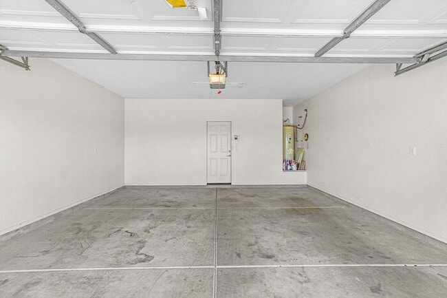 Photo - 2 Story-3 Bdrm, All Elecric- Energy Efficient/Vail Schools!