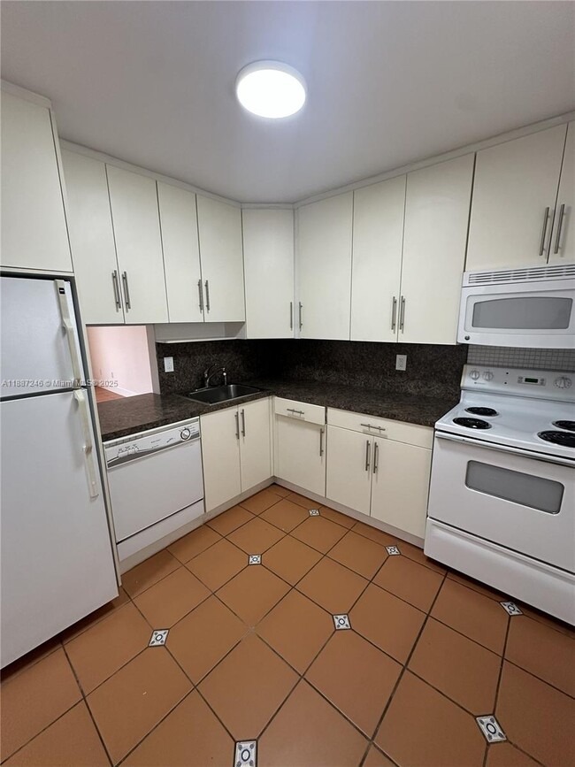 Photo - 7703 Camino Real Unit A413