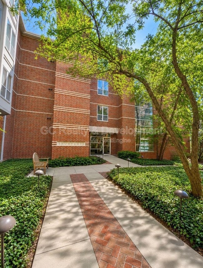 Building Photo - 57 E Hattendorf Ave Unit 301