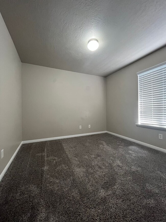 Photo - 3 Bedroom/2.5 Bathroom Townhome in Riverton