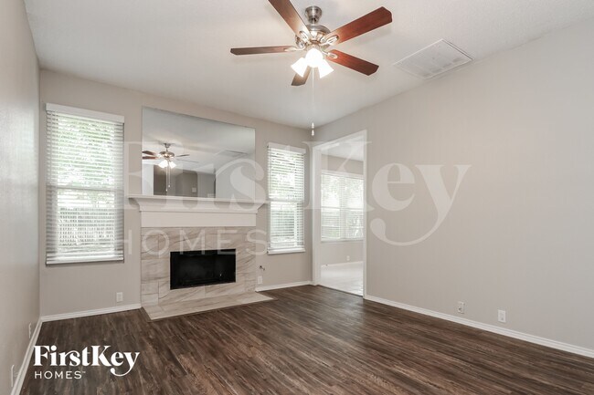 Photo - 1500 Park Chase Ave