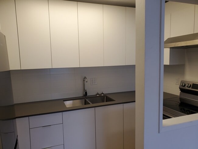 Photo - 430 Stewart Ave