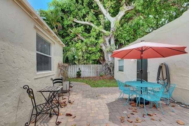 Photo - 830 Valley Forge Rd Unidad Casita