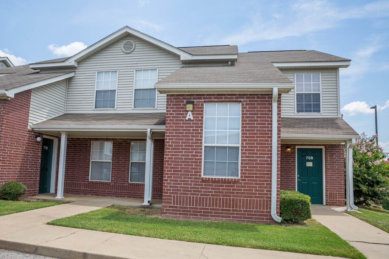 Photo - Alma Gardens