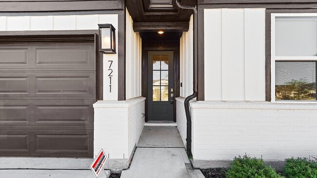 Photo - 7211 Greenbriar Bnd Ct