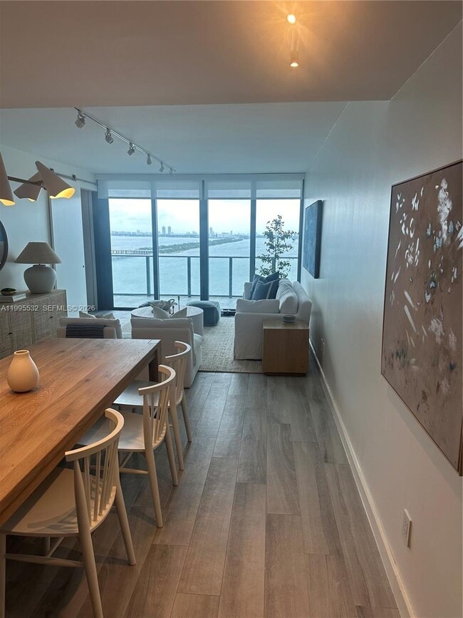 Photo - 3131 NE 7th Ave Unit 2103