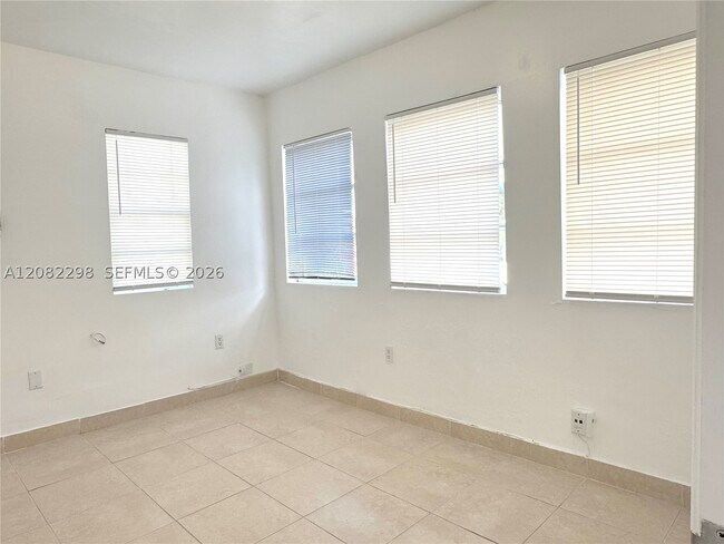5835 SW 4th St Unit A
