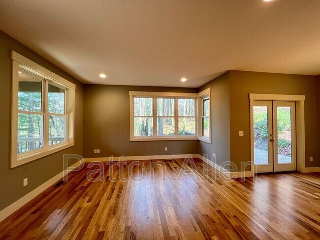 Photo - 12 Beaverdam Knoll Rd