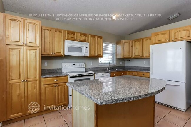 Photo - 1369 Fairfax Cir E