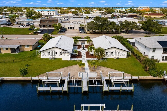 Building Photo - 1322 Miramar St Unit 2