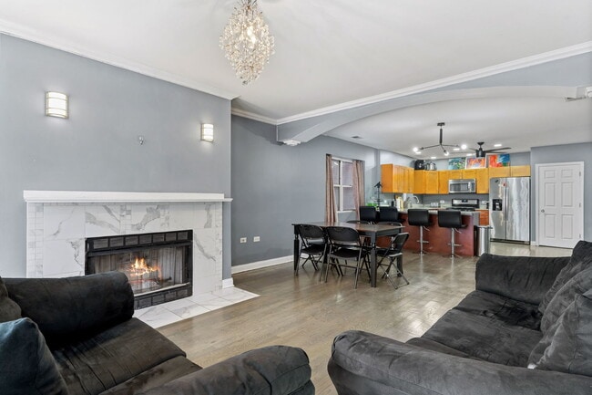 Photo - 4736 S Drexel Blvd Unit 1S