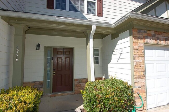 Photo - 6956 Rogers Point