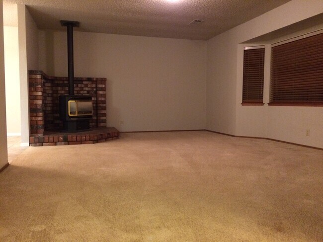 2672 Sanford Ct