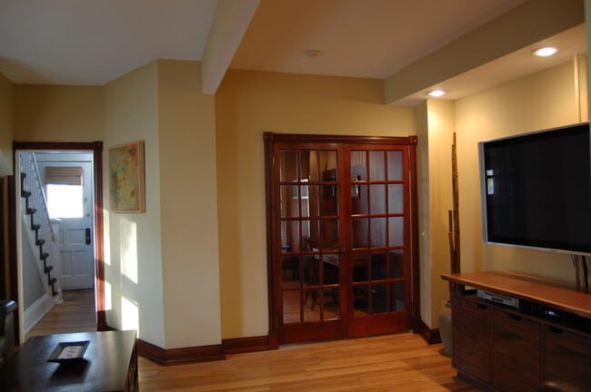 Photo - 138 N Franklin St