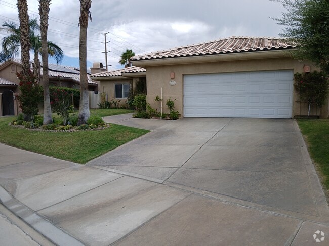 Building Photo - 74137 Scholar Ln E Unit 74137Scholar Rental