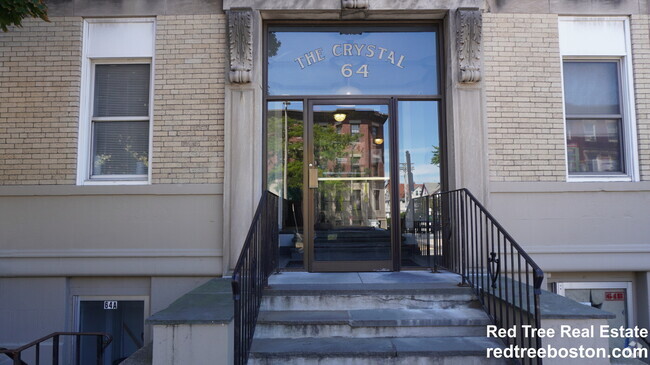 Building Photo - 64 Brighton Ave Unit 1 Rental