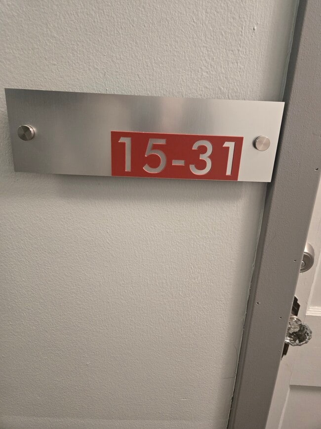 Building Photo - 29 Chapman St Unit 3-5