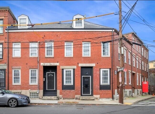 Building Photo - 80 Park St