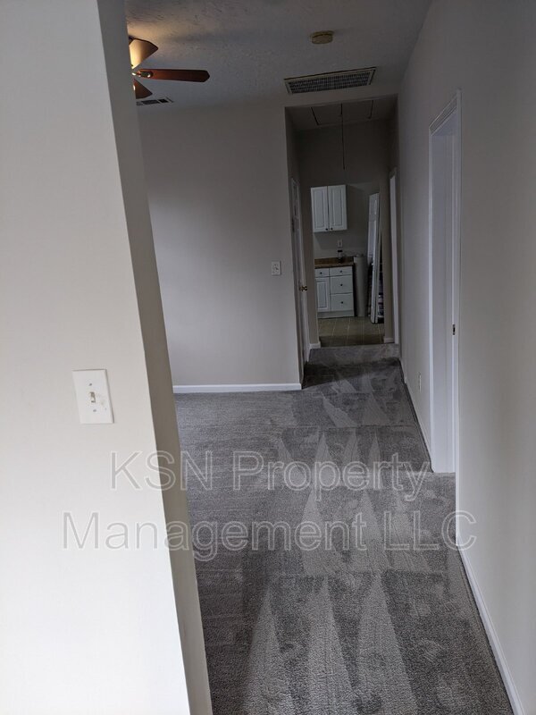 Photo - 1124 Collins St Unit Upper