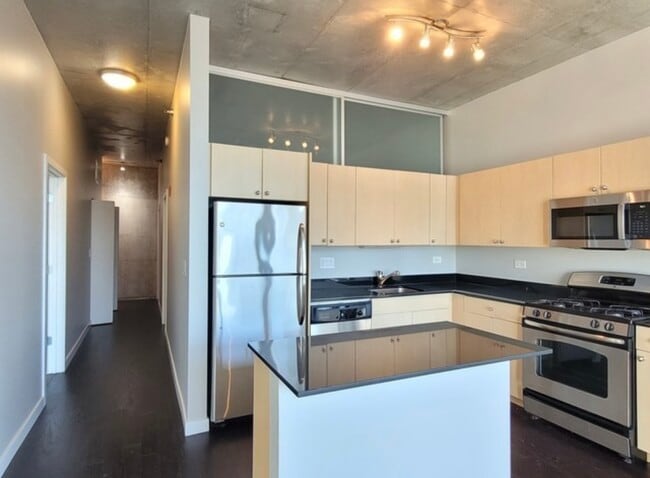 Photo - 235 W Van Buren St Unit 1907