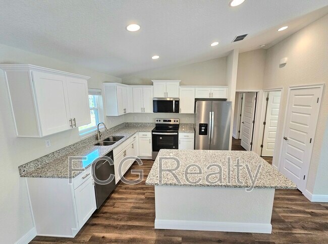 Photo - 9 Oak Trail Pl