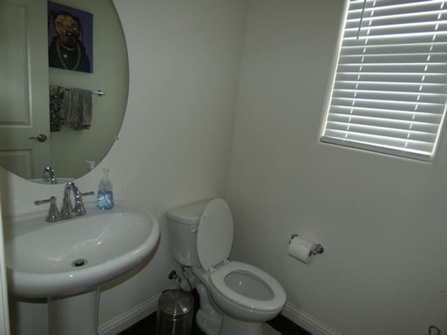Photo - Fabulous Newer Home in Gated Santa Maria Community