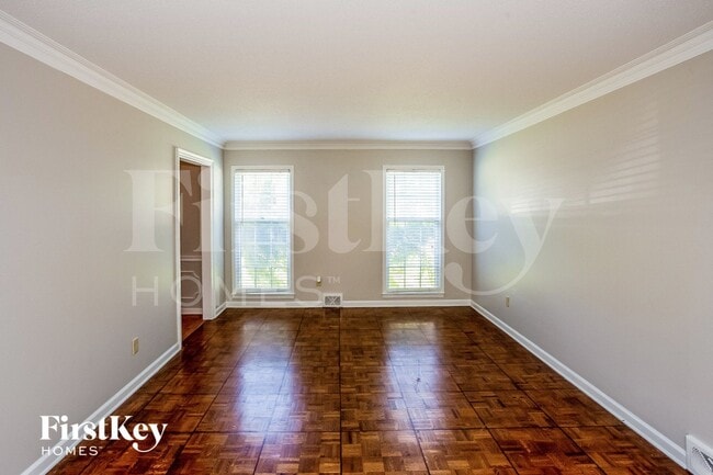 Photo - 6991 Dashwood Dr