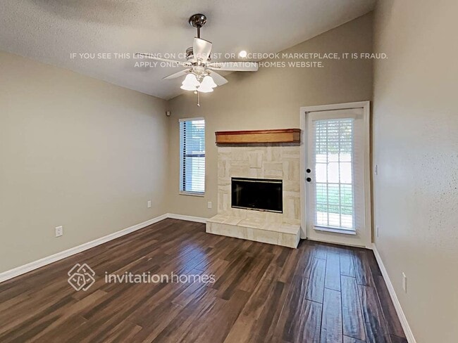 Photo - 485 Brightview Dr