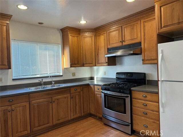 Photo - 6031 Avon Ave