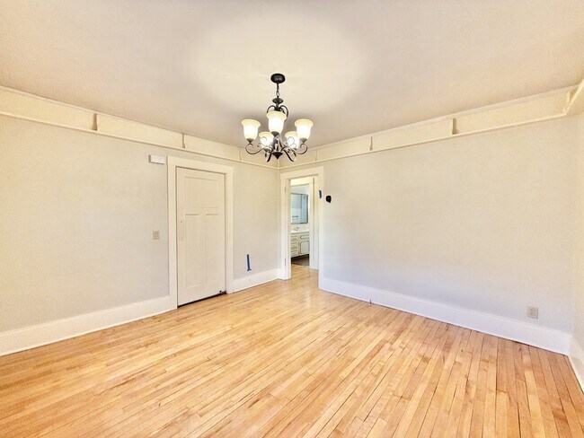 Photo - 715 Bushnell St Townhome