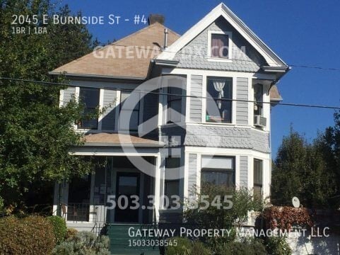 Building Photo - 2045 E Burnside St Unit #4