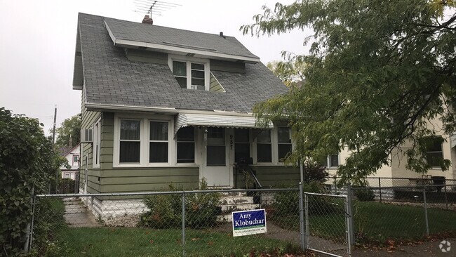 Building Photo - Charming 3 bedroom 1 bath in University/Le... Rental