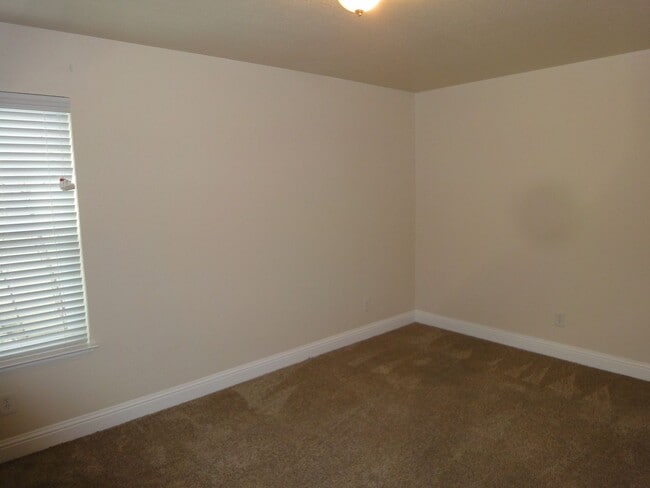 Photo - Very Nice Condo