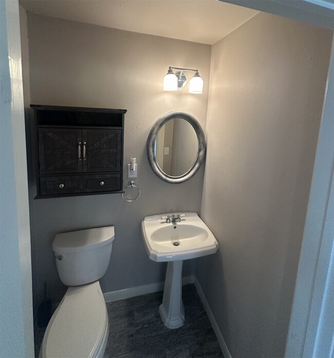 Photo - 10614 Dierking Rd