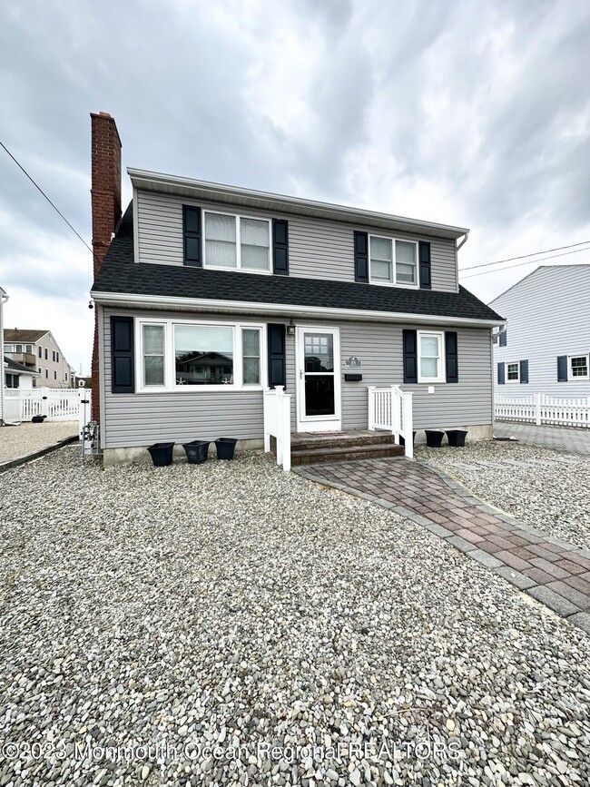 406 Amber St Rental For Rent in Beach Haven, NJ