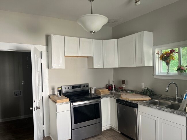 Photo - 222 Telfair St