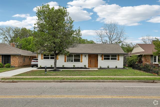 Building Photo - 9652 Ferndale Rd Rental