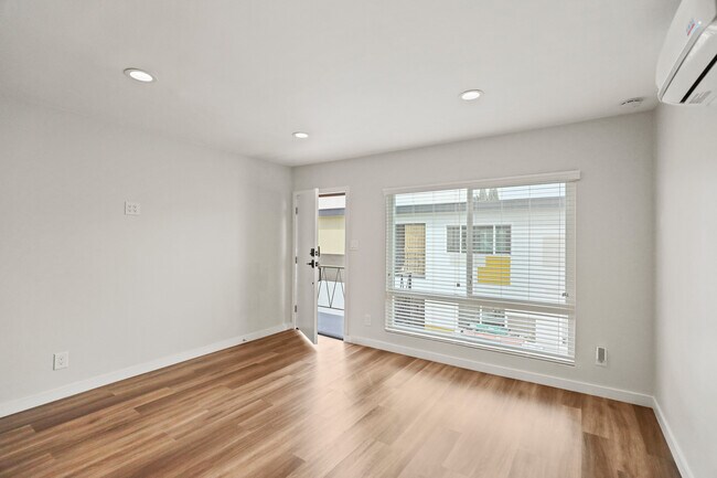 1358 W. 36th St.