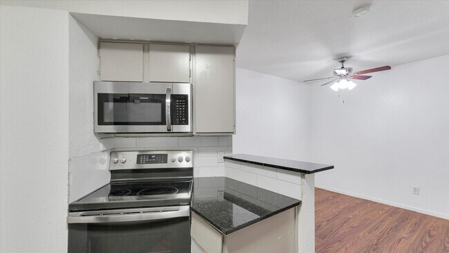 Photo - 10811 Richmond Ave. Unit 101