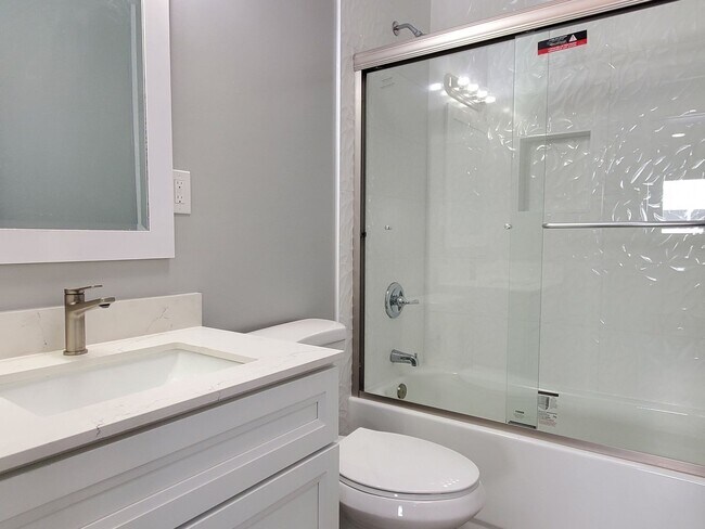 Photo - 3756-3762 Poinciana Dr Unidad 3762-7