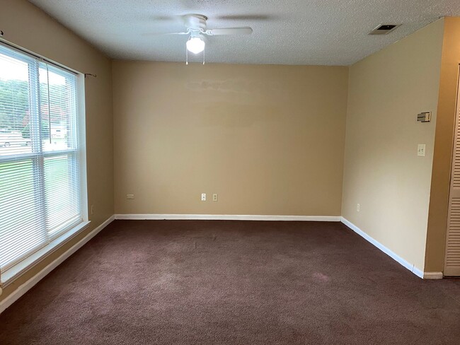 Photo - 124 Westscott Dr Unidad B