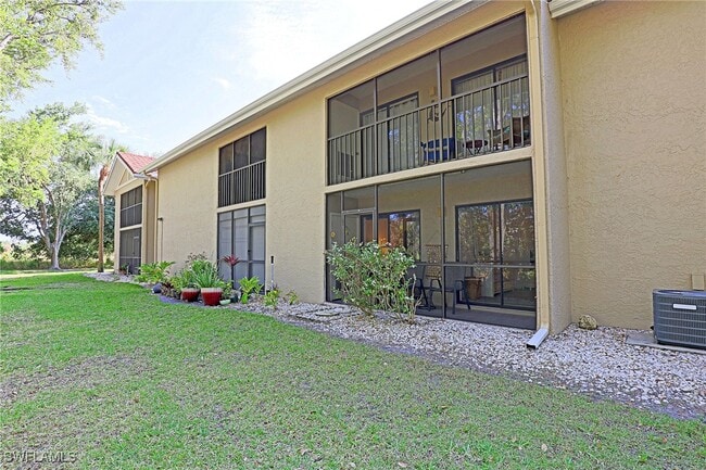 Building Photo - 9627 Eaton Gardens Ln Unit 104