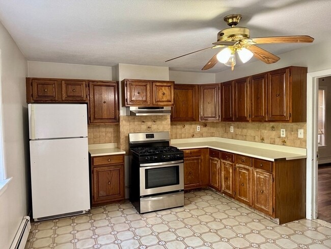 Photo - 230 Havre St Unit 2